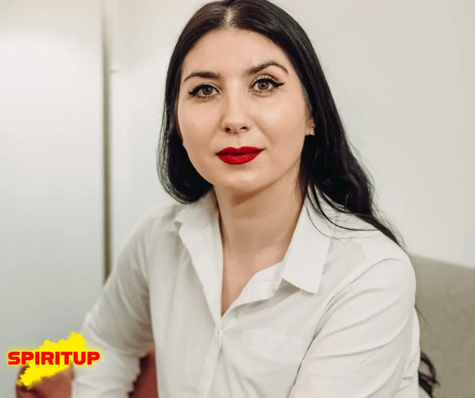 Psihoterapeut Mihaela Camilar