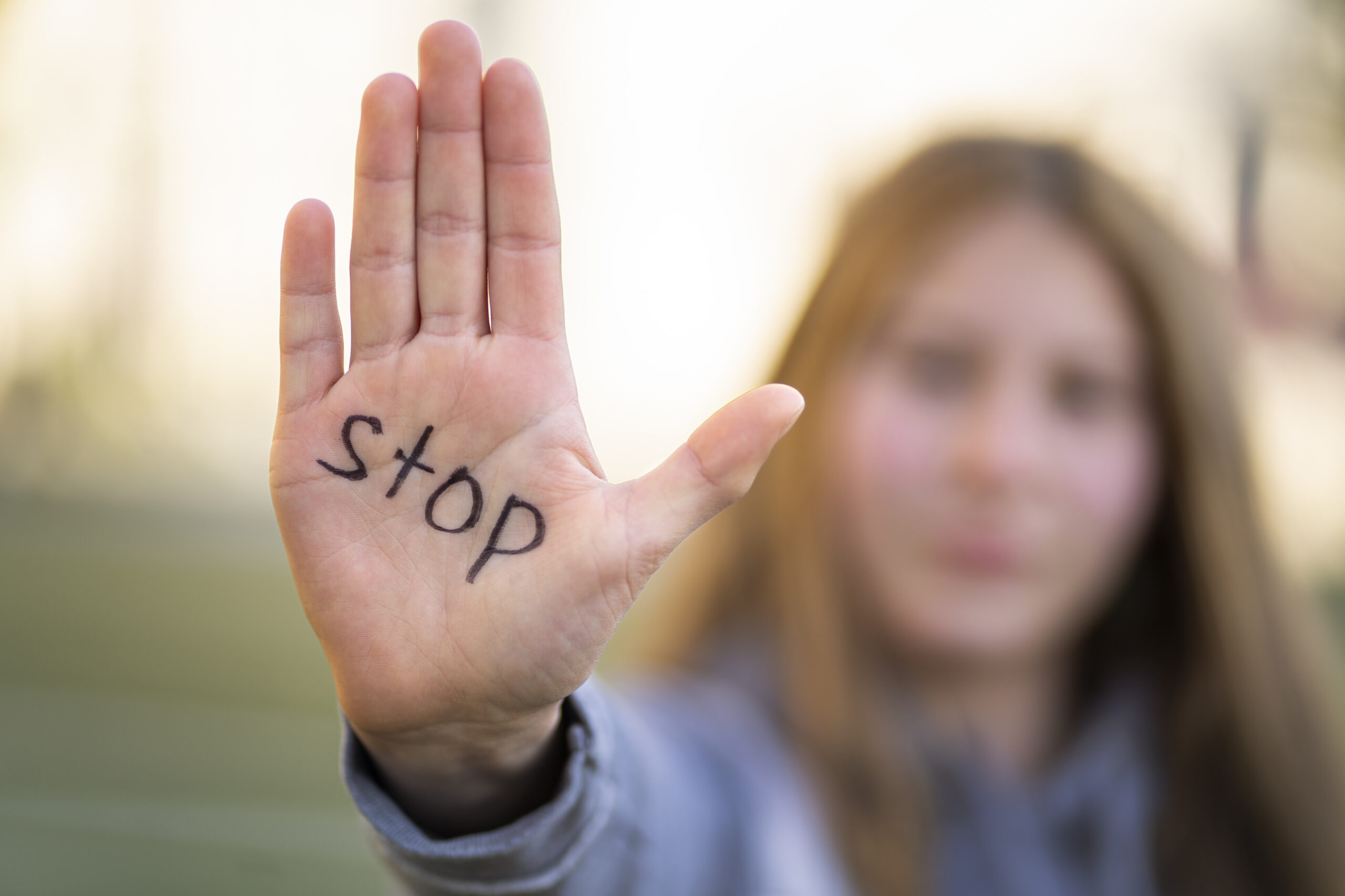 Tratament Adicții: Cum începe vindecarea și ce opțiuni ai