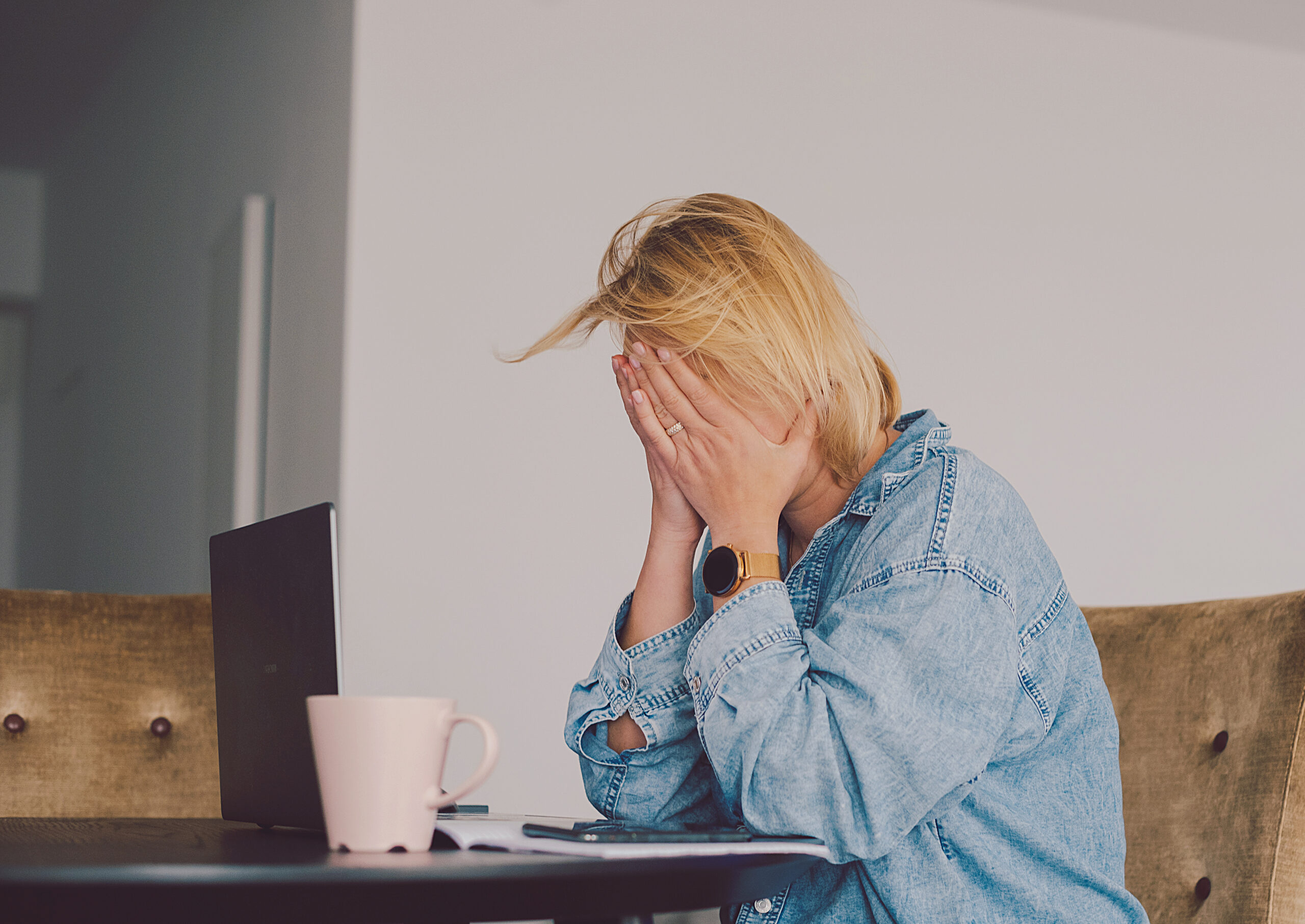 10 Metode Eficiente pentru Cum scap de Stres – Ghid Complet